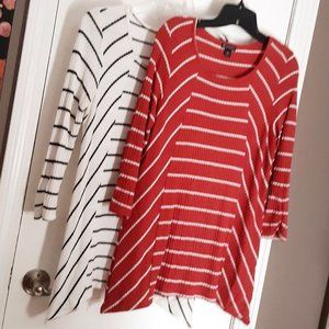 Waffle Fabric Tunics w SharkBite Hem EUC Red